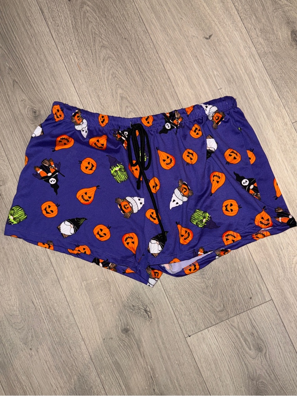 Women's Halloween Pumpkin Print Purple Lounge Shorts